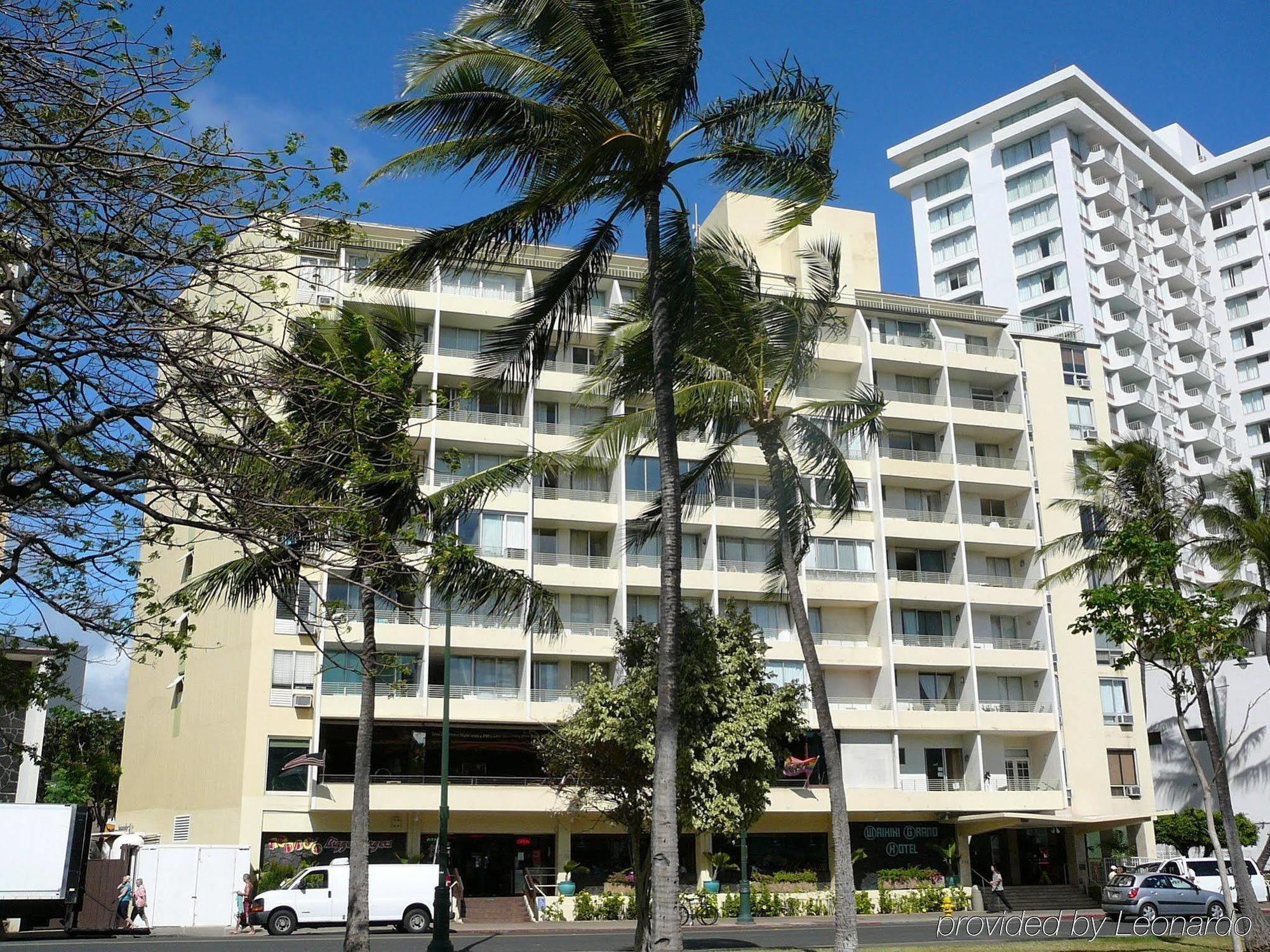 Castle At Waikiki Grand Hotel Хонолулу Екстериор снимка